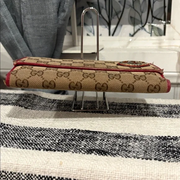 Gucci Tan and Red Women's authentic Wallet(project wallet) - Picture 5 of 16